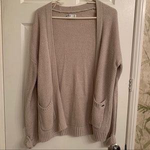 beige cardigan 💐